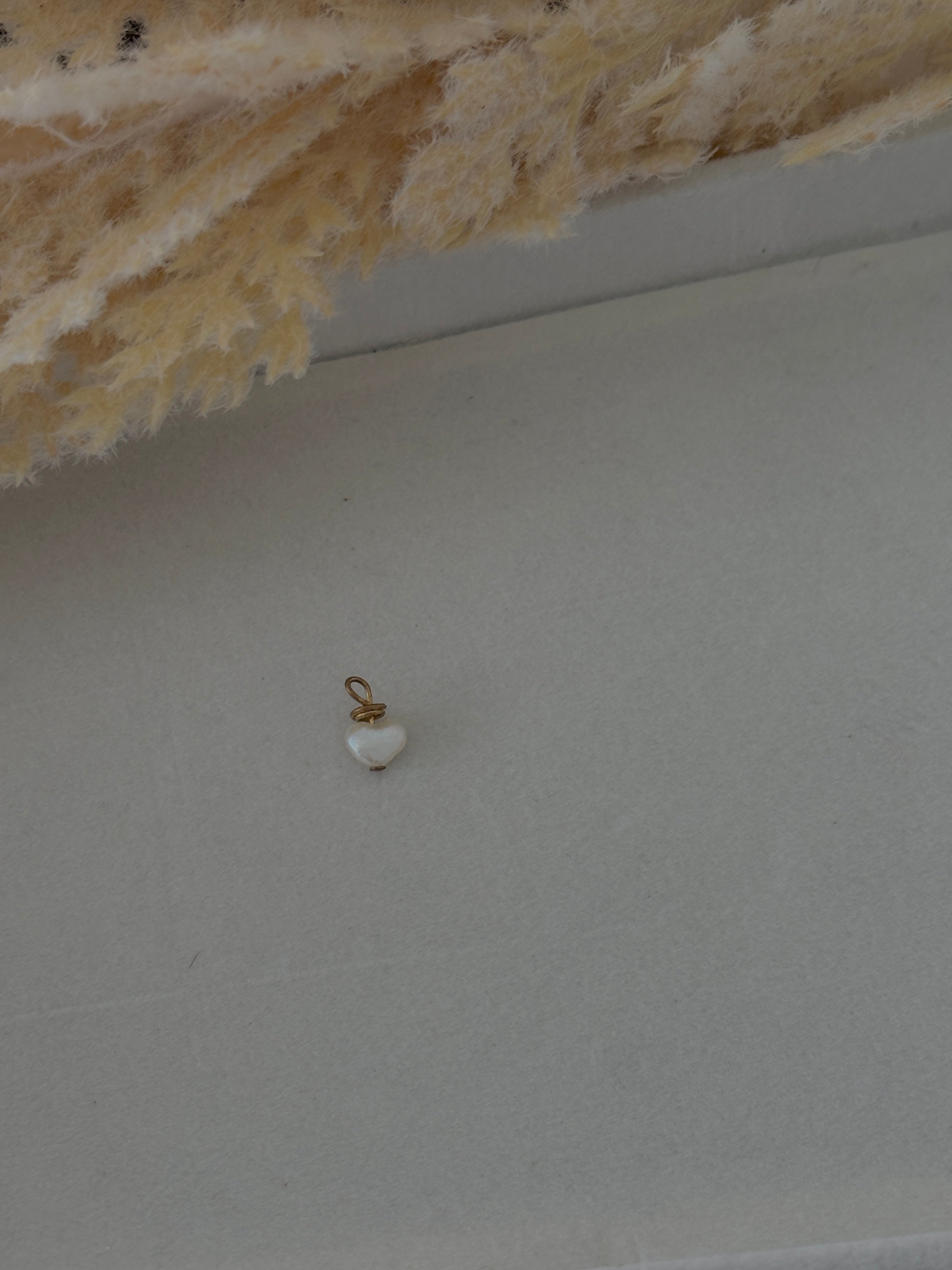 Perla pequeña Charm