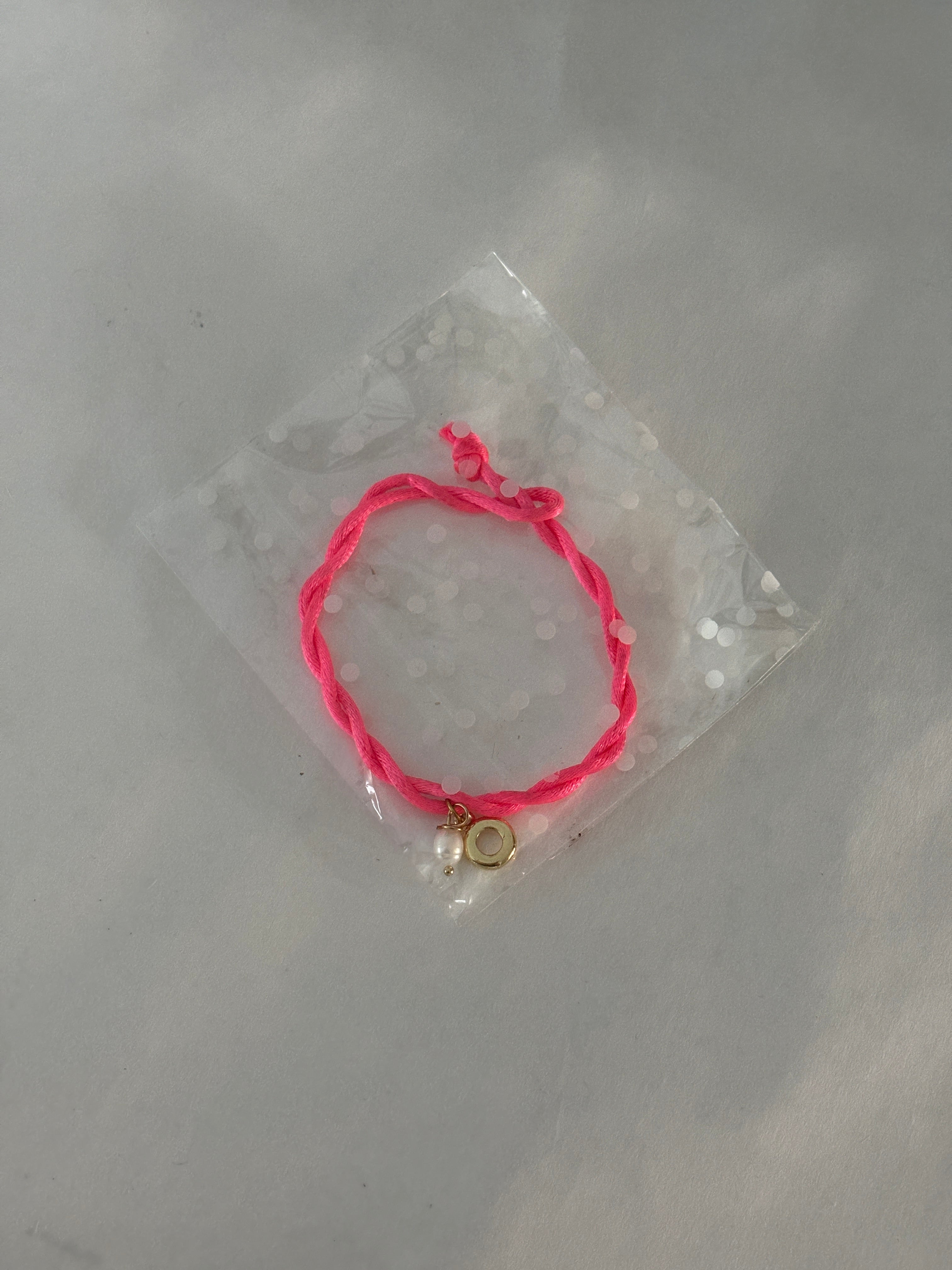 Bracalete rosa