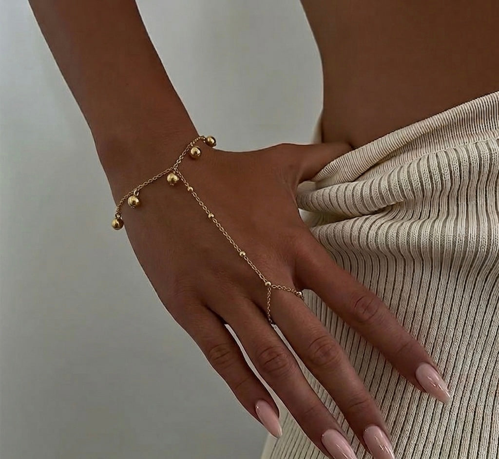 Aurena Hand Chain